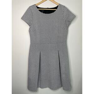 Talbots Fit and Flare Black White Geometric Knit Cap Sleeve Dress Size 14